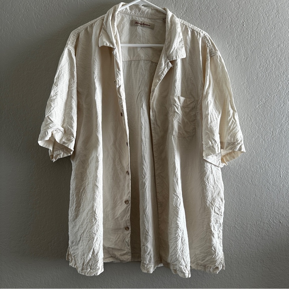 Tommy Bahama Button up shirt Men’s XL